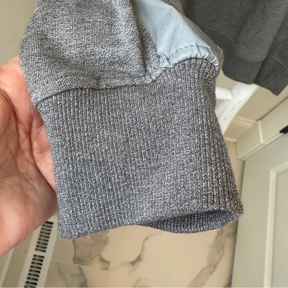 Jared Lang – Reflective Tape Knit Hoodie Gray Size Medium - Picture 3 of 11